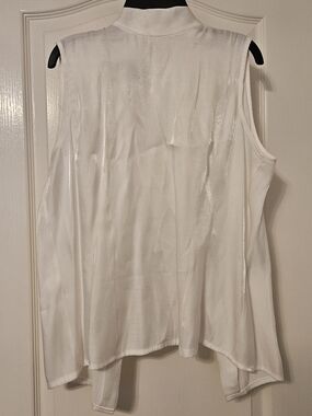 Women’s Sleeveless White Satin-Look Blouse